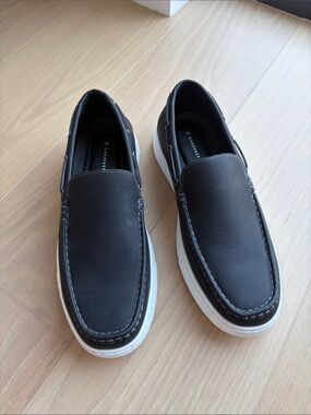 Men's Black Slip-On Casual Loafers Geoffrey Beene size 10